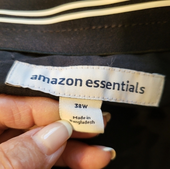 Amazon Essentials NWOT black slim golf shorts 38w - Picture 10 of 14